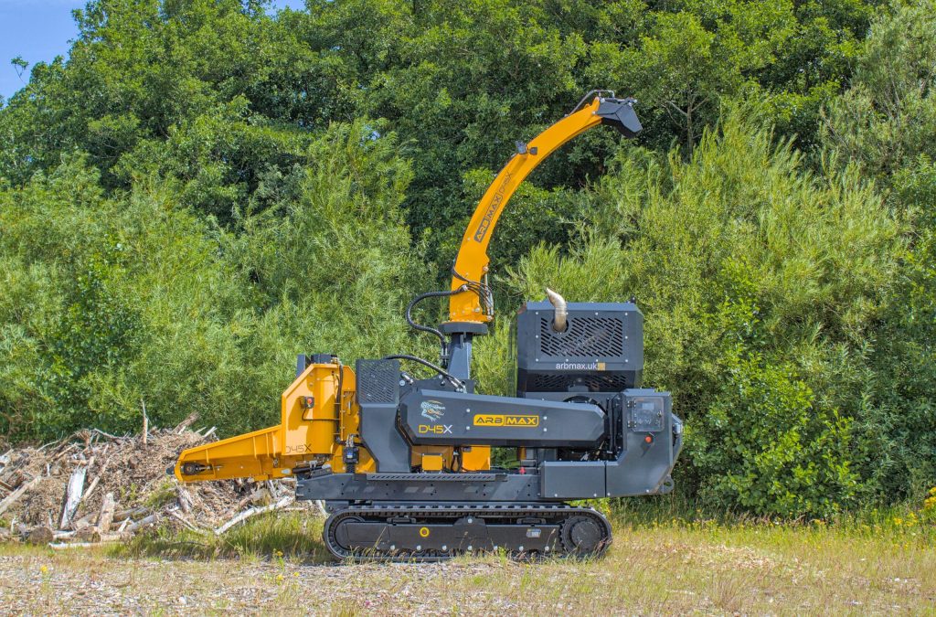 ARB Max D45X tracked chipper front