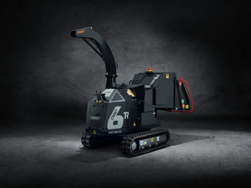 Forst Cadet 6TR tracked wood chipper front left angle with hopper open