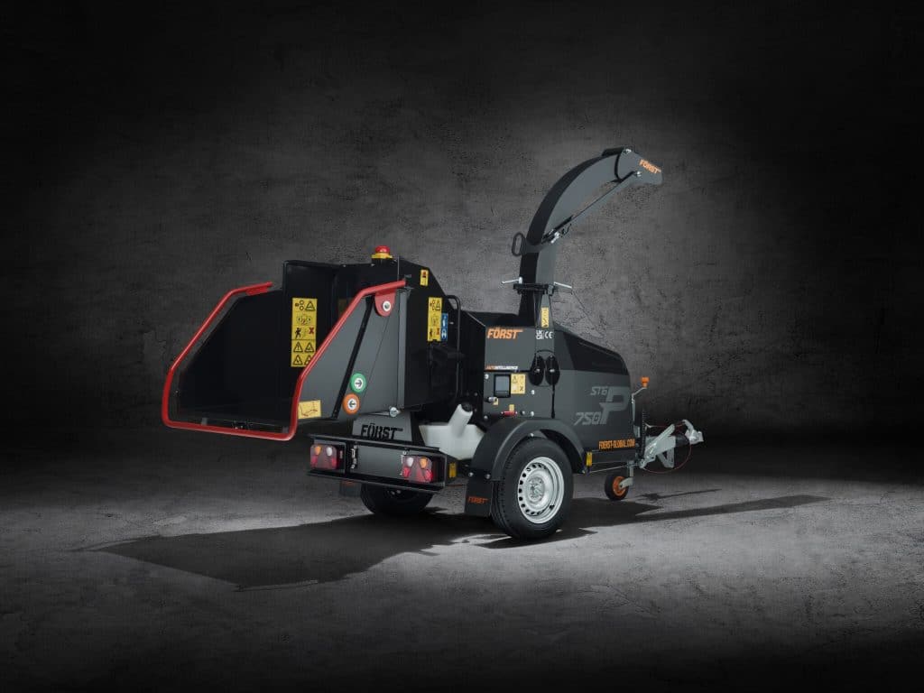 Forst ST6P 750 towable wood chipper rear left angle with hopper open