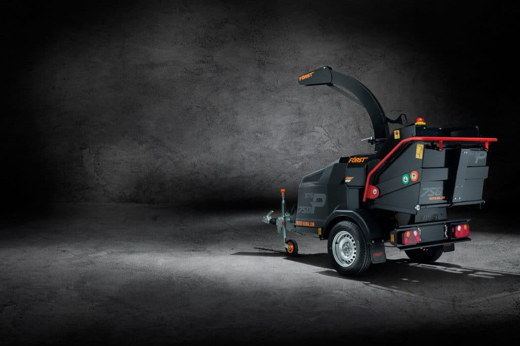 Forst ST6P 750 towable wood chipper studio hero shot