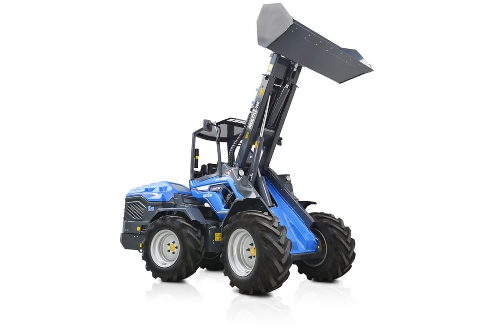 multione-11-series-bucket-raised