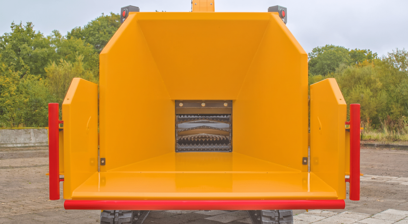 How to Use a Woodchipper Safely